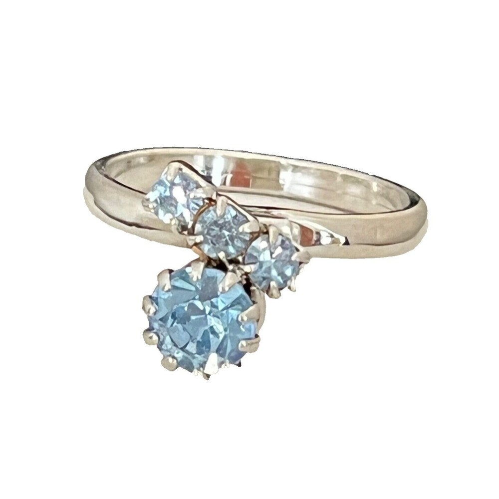 Vintage 1960s Mid Century Modern Costume Ring Silver Tone Prong Set Crystal - 4J